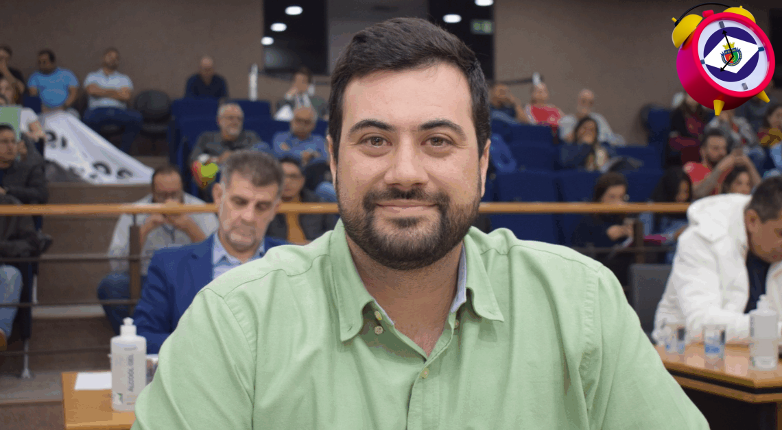 O vereador e líder de governo César Oliva (PSD) protocolou um projeto de lei para instituir o selo “Pessoa com Autismo a Bordo”, de uso facultativo em veículos particulares que transportem pessoas com Transtorno do Espectro Autista (TEA).