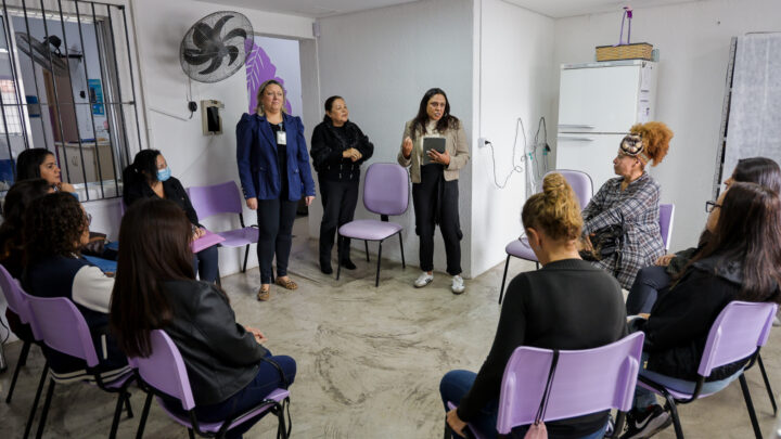 Mulheres vítimas de violência participam de roda de conversa sobre Empoderamento Feminino em São Caetano