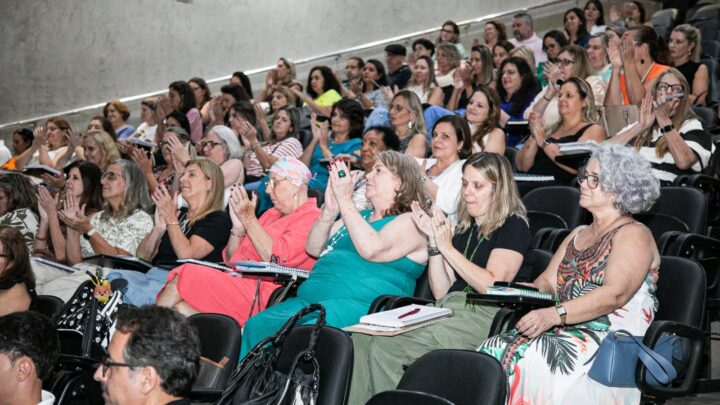Prefeitura de São Caetano do Sul reúne diretores para alinhar início do ano letivo na Educação em 2026
