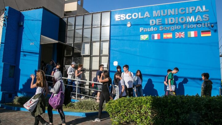 Escola Municipal de Idiomas Paulo Sergio Fiorotti de São Caetano registra alto número de inscrições em um único dia