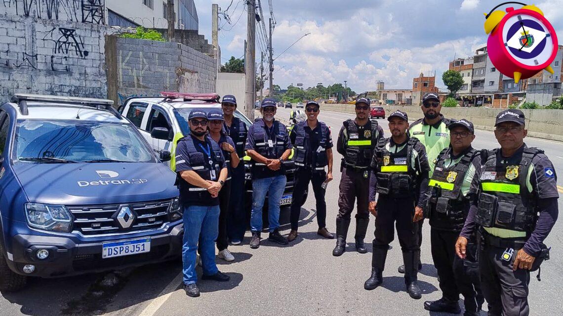 Prefeitura de São Caetano faz parceria com Detran-SP e realiza blitz educativa na Avenida Guido Aliberti