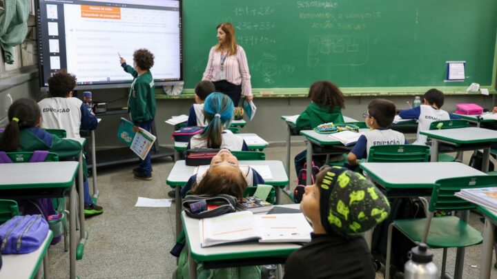 Projeto da Prefeitura de São Caetano para concessão de abono à Educação em 2026 é aprovado pela Câmara