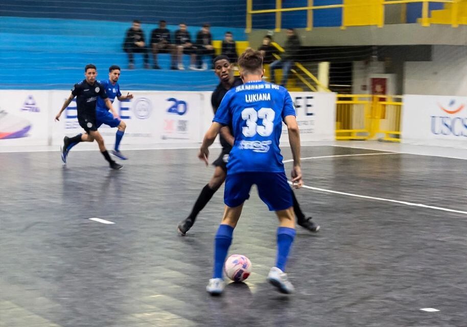 Liga São Caetano vence Indaiatuba de virada e lidera o Campeonato Paulista de Futsal de forma isolada